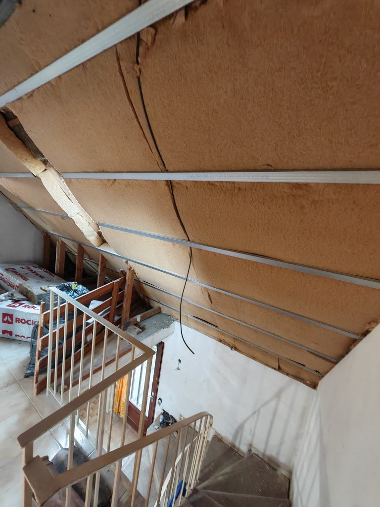 laine de roche
rampant
intello
membrane